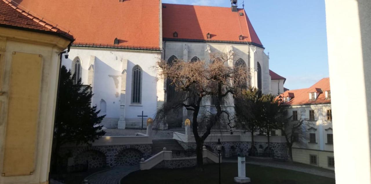 New Oldtown Apartment Near St Martin Cathedral, Ac, Balcony Bratislava Buitenkant foto