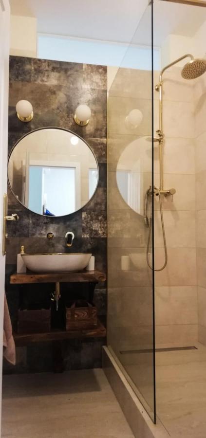 New Oldtown Apartment Near St Martin Cathedral, Ac, Balcony Bratislava Buitenkant foto